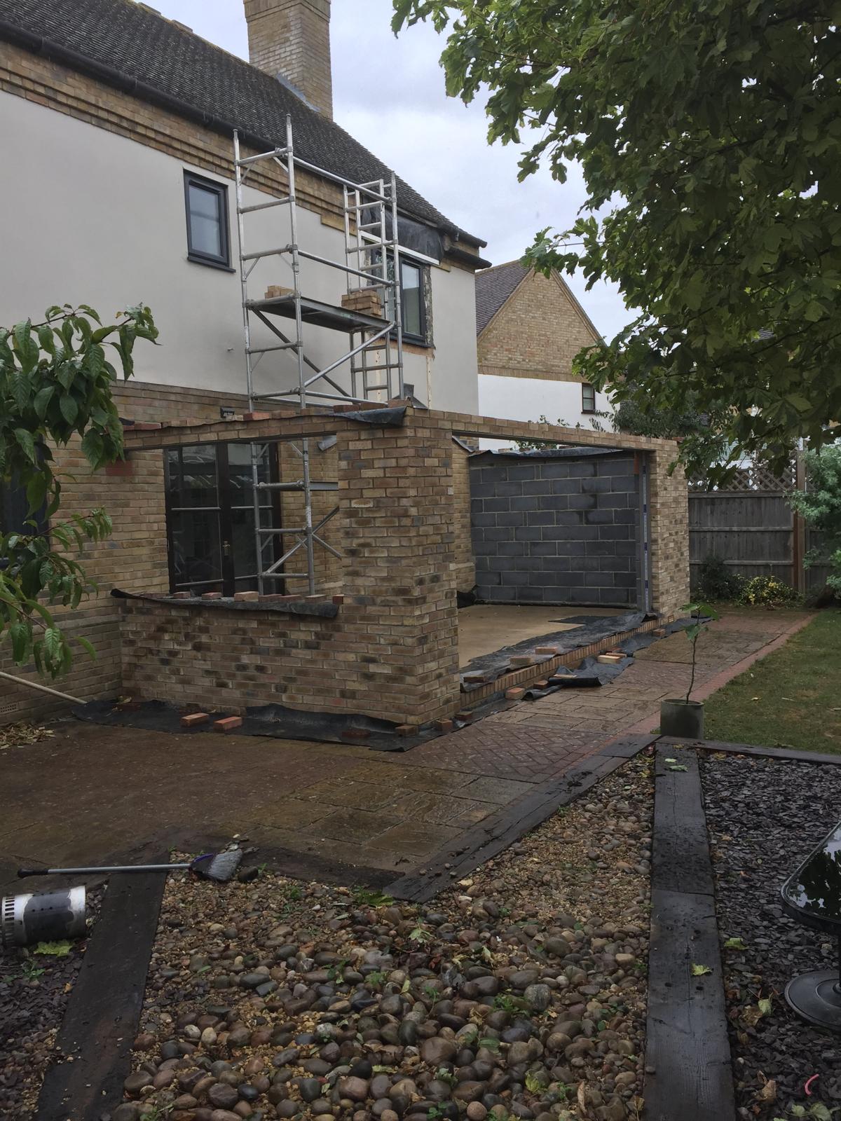 Domestic scaffold tower for fascia and gutter work